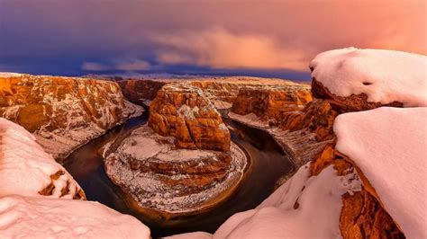 Colorado River Horseshoe Bend in winter wallpaper - backiee