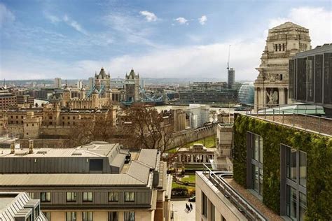 Views over Tower Bridge and excellent breakfast - Review of DoubleTree ...