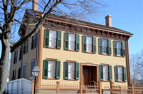 Abraham Lincoln's Home in Springfield, Illinois - Encircle Photos