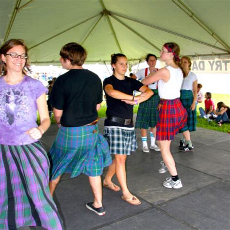 Scottish Country Dancing | Loch Norman