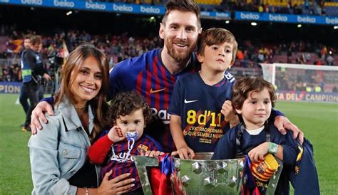 Inside Lionel Messi’s relationship with his wife Antonella Roccuzzo ...