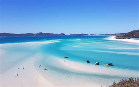 Whitehaven Beach / Queensland / Australia // World Beach Guide