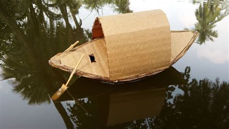 How to make a Boat with Cardboard - YouTube