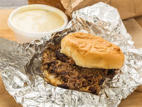 You Need to Try This Sandwich on Buc-ee's Food Menu