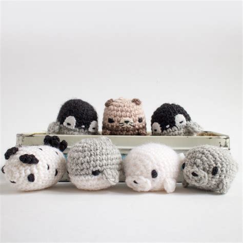 Amigurumi Pattern Book - Mini Crochet Creatures: 30 Amigurumi Animals ...