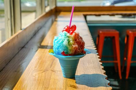 Hawaiian Shaved Ice vs Taiwanese Shaved Ice - Real Hawaiian Ice