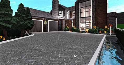 front yard ideas in bloxburg Bloxburg house entryway