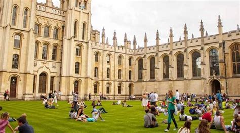 University of Oxford, courses, admisssion, fees and review | Education ...