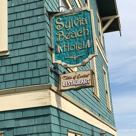 Sylvia Beach Hotel - UPDATED 2018 Prices & Reviews (Newport, Oregon ...