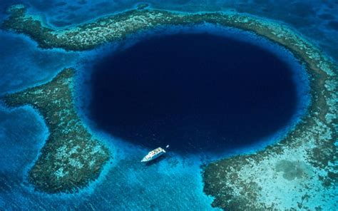 Great Blue Hole | Earth Blog