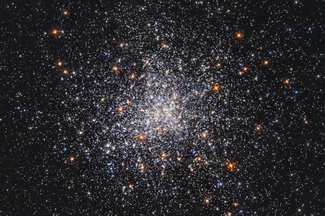 Globular Cluster Messier 79 - HD Wallpaper