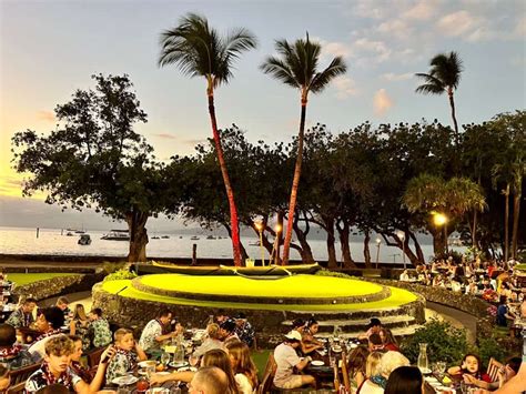 Old Lahaina Luau, Maui - Review and Photos from my visit! - Destination ...