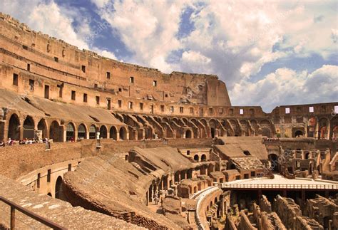 Inside the Roman Colosseum – Stock Editorial Photo © danileon2 #11498766