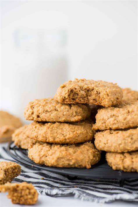 Healthy Peanut Butter Cookies (no sugar) - The First Year