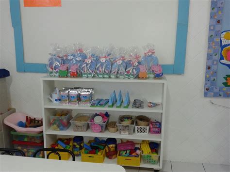 Carolina Penna: Festa Peppa Pig na Escola