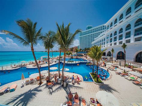 Riu Cancun | allinclusiveresorts.com