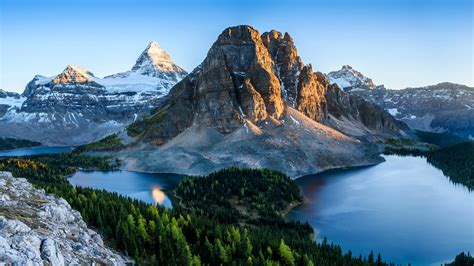 Beautiful nature, Banff National Park, lake, mountains, trees, Canada ...