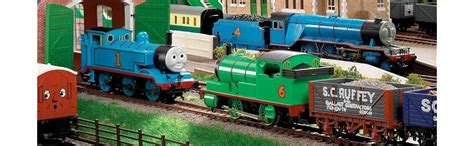 Hornby R9283 Thomas & Friends The Tank Engine Train Set, Blue: Amazon ...