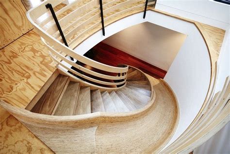 maison avec toboggan bois-massif-escalier-garde-coprs-bois-sol Stair ...