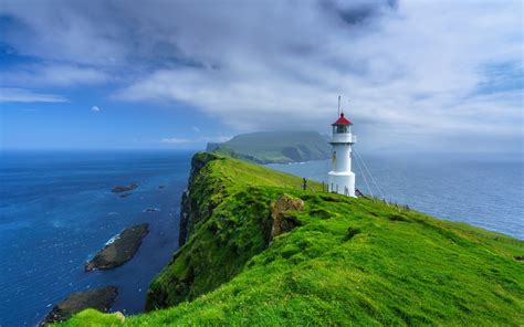 Download Faroe Islands Greenery Cliff Man Made Lighthouse 4k Ultra HD ...