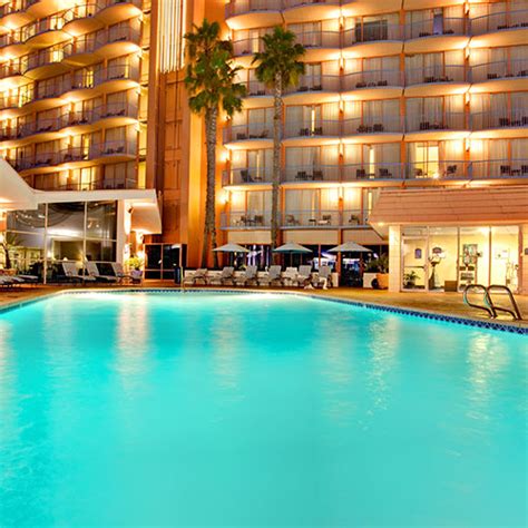 Wyndham San Diego Bayside - San Diego CA | AAA.com