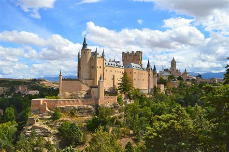 Alcazar Castle of Segovia Segovia, Cologne Cathedral, Spain, Castle ...