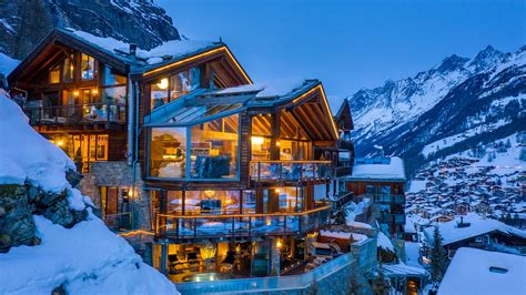 Chalet CZP - Villa rental in Swiss Alps, Zermatt | Villanovo