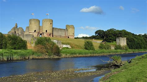 Rhuddlan Castle | Castle, Panorama, Outdoor