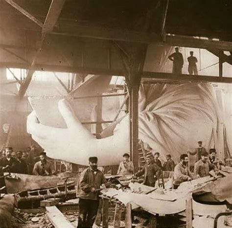 Construction of the Statue of Liberty, 1884 : OldSchoolCool