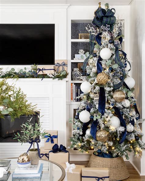 Blue and White Christmas Decor in Our Living Room - The Creek Line Hou