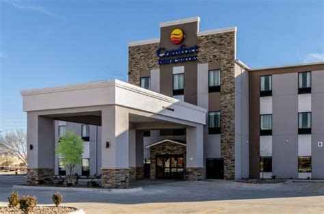 Comfort Inn and Suites $67 ($̶8̶4̶) - UPDATED 2018 Prices & Hotel ...