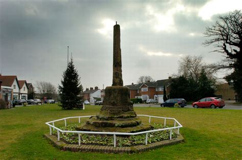 Grade II listed Meriden monument is the centre of England - Birmingham Live