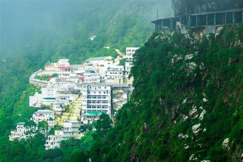 Vaishno Devi Yatra Tour Package with Helicopter