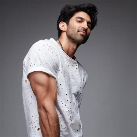 EXCLUSIVE: Aditya Roy Kapur to gain 10 kilos, will sport two different ...