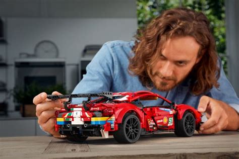 Lego Technic Ferrari 488 GTE revealed – RM799.90 - paultan.org