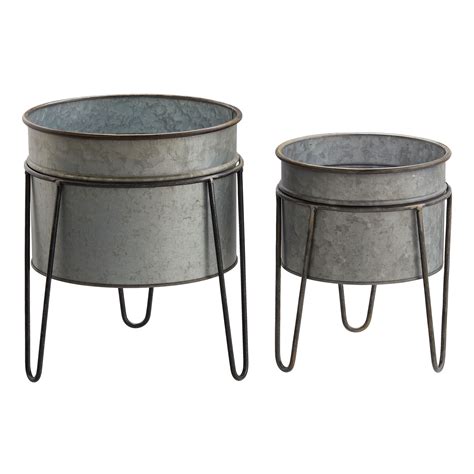 Better Homes & Gardens Galvanized Metal Planter with Stand, Set of 2 ...