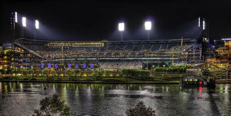 PNC Park HDR Night | Beautiful night for a baseball game for… | Flickr