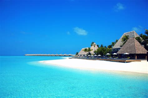 Maldives Beach Wallpaper 4K