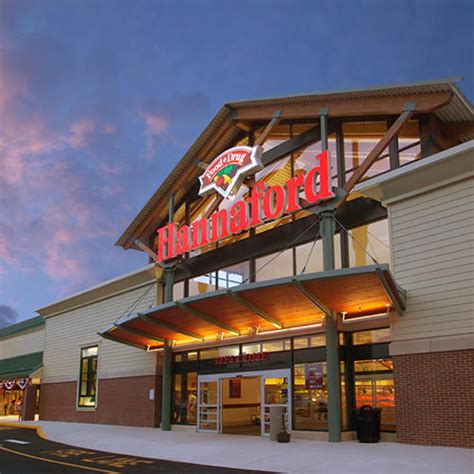 Hannaford, 605 Mast Rd, Manchester, NH - MapQuest