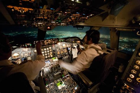 Inside a 747 landing at night cockpit view | MyConfinedSpace