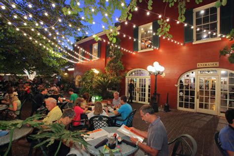 Outdoor Dining: 11 Great Restaurants in St. Augustine, Florida