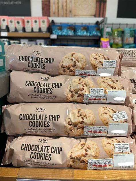 Marks & Spencer Chocolate Chip Cookies | Lazada PH