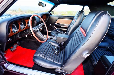 Ford Mustang Mach 1 Interior