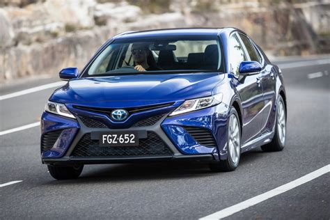 2019 Toyota Camry Hybrid- Why the Hybrid is so good | AnyAuto