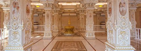 Inside Akshardham Temple Delhi