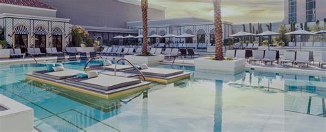 Las Vegas Pools | Best Vegas Pools, Cabanas & Daybeds