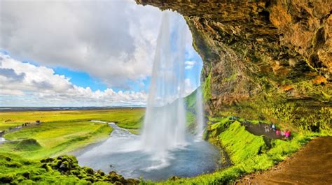 10 Beautiful Waterfalls in Iceland | Bookmundi