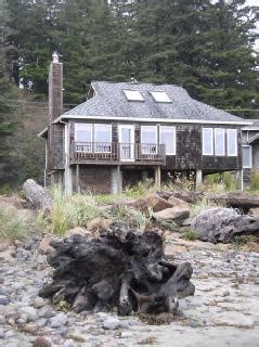 Oceanside Oregon Beachfront Cottage