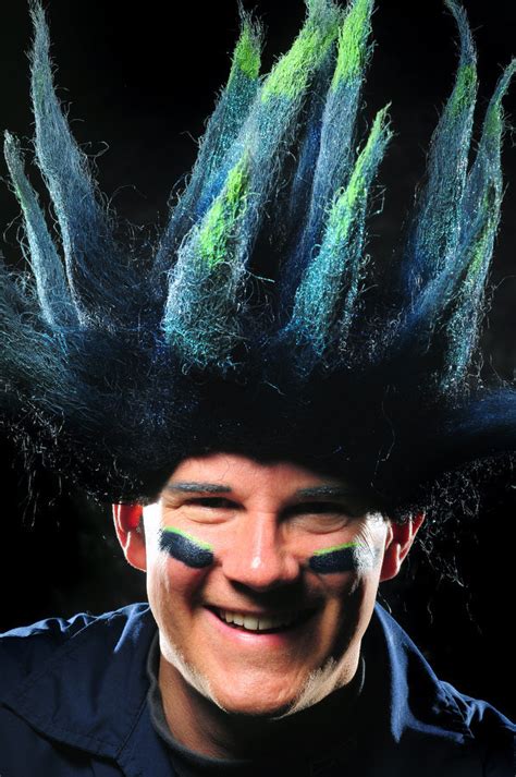 35 Seahawks Fans Winning The Makeup Game