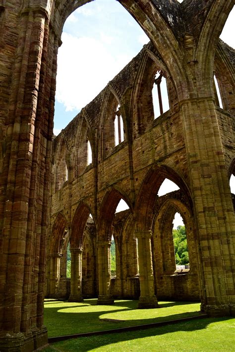 Helsie's Happenings: TINTERN ABBEY